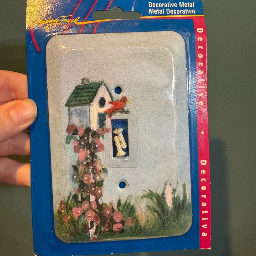 NWT Leviton 89001-BIH Birdhouse 1-Gang Toggle Switch Metal Wallplate Cover